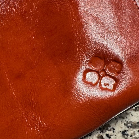 Patricia Nash Floral Embossed Leather Tote in Rich Ochre with matching wallet - Picture 8 of 11